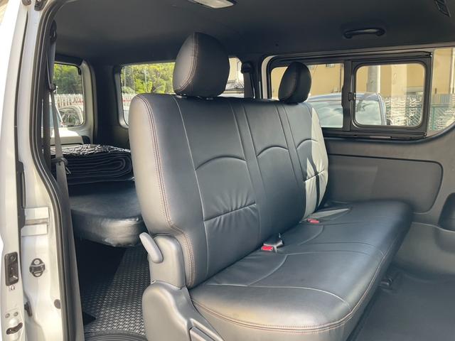 ハイエースバン スーパーGL ダークプライムII 2inローダウン 16inタイヤ/ホイール ESEEXスポイラー カロッツェリアナビ フルセグTV シートカバー ベッドキット ETC 全方位360度カメラ デジタルインナーミラー パールホワイト(33枚目)