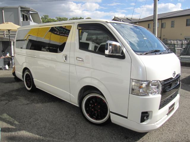 ハイエースバン スーパーGL ダークプライムII 2inローダウン 16inタイヤ/ホイール ESEEXスポイラー カロッツェリアナビ フルセグTV シートカバー ベッドキット ETC 全方位360度カメラ デジタルインナーミラー パールホワイト(34枚目)