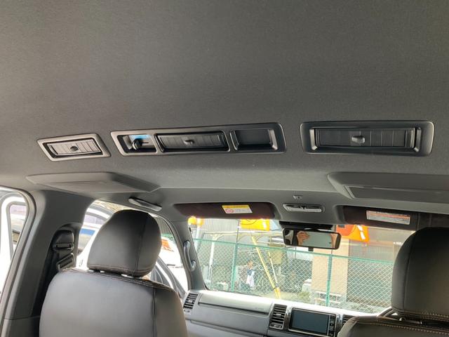 ハイエースバン スーパーGL ダークプライムII 2inローダウン 16inタイヤ/ホイール ESEEXスポイラー カロッツェリアナビ フルセグTV シートカバー ベッドキット ETC 全方位360度カメラ デジタルインナーミラー パールホワイト(35枚目)