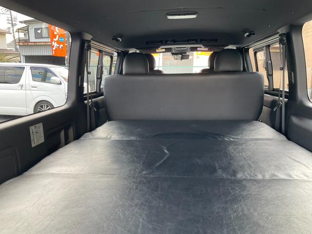 ハイエースバン スーパーGL ダークプライムII 2inローダウン 16inタイヤ/ホイール ESEEXスポイラー カロッツェリアナビ フルセグTV シートカバー ベッドキット ETC 全方位360度カメラ デジタルインナーミラー パールホワイト(38枚目)
