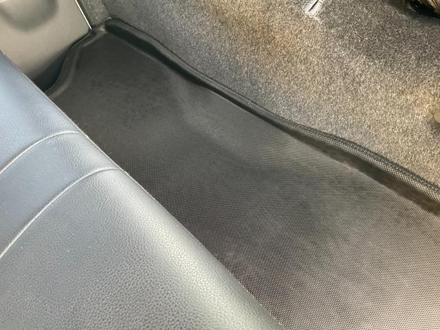 ハイエースバン スーパーGL ダークプライムII 2inローダウン 16inタイヤ/ホイール ESEEXスポイラー カロッツェリアナビ フルセグTV シートカバー ベッドキット ETC 全方位360度カメラ デジタルインナーミラー パールホワイト(46枚目)