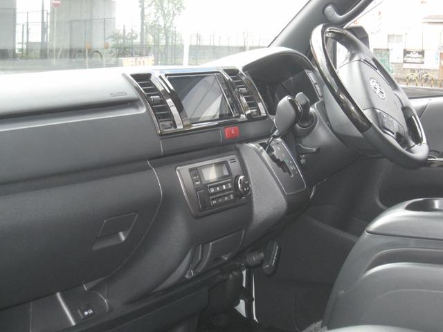 ハイエースバン スーパーGL ダークプライムII 2inローダウン 16inタイヤ/ホイール ESEEXスポイラー カロッツェリアナビ フルセグTV シートカバー ベッドキット ETC 全方位360度カメラ デジタルインナーミラー パールホワイト(70枚目)