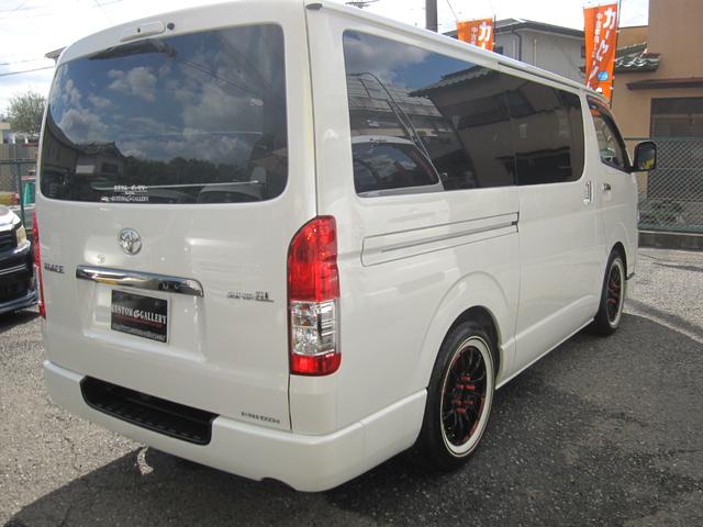 ハイエースバン スーパーGL ダークプライムII 2inローダウン 16inタイヤ/ホイール ESEEXスポイラー カロッツェリアナビ フルセグTV シートカバー ベッドキット ETC 全方位360度カメラ デジタルインナーミラー パールホワイト(75枚目)