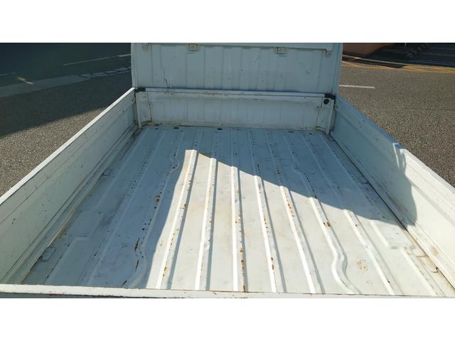 キャリイトラック KCエアコン・パワステ 4WD(切替式後輪駆動ベース)・5速MT(9枚目)