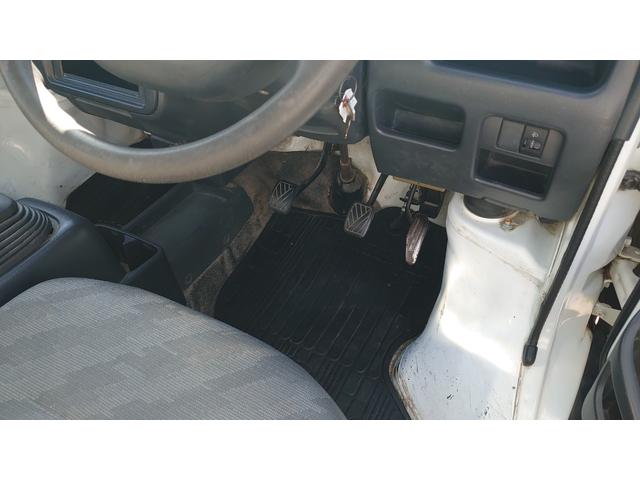 キャリイトラック KCエアコン・パワステ 4WD(切替式後輪駆動ベース)・5速MT(16枚目)