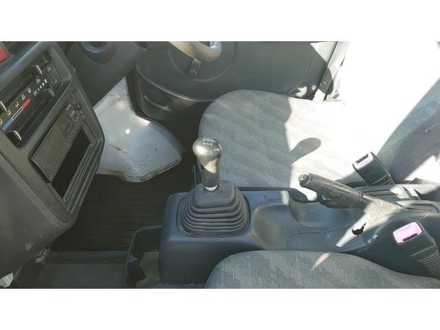 キャリイトラック KCエアコン・パワステ 4WD(切替式後輪駆動ベース)・5速MT(20枚目)