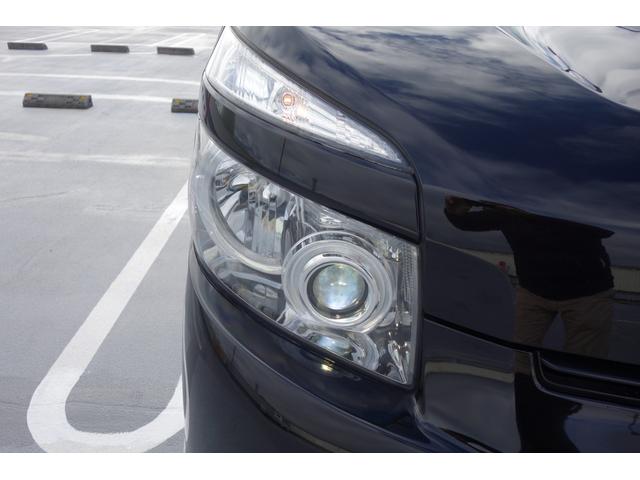 ヴォクシー Ｚ　純正ナビ・地デジＴＶ・バックカメラ・純正アルミホイール・パワースライドドア・ＨＩＤヘッドライト・フロントフォグランプ（5枚目）