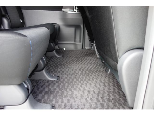 ヴォクシー Ｚ　純正ナビ・地デジＴＶ・バックカメラ・純正アルミホイール・パワースライドドア・ＨＩＤヘッドライト・フロントフォグランプ（34枚目）