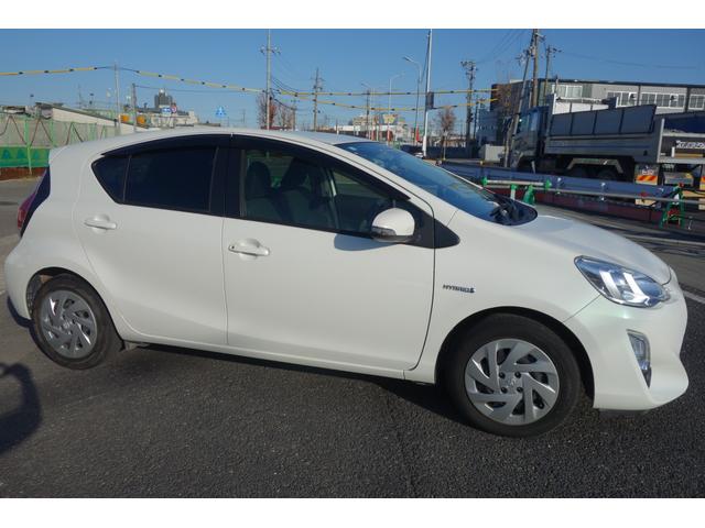 アクア S 純正ナビ・フリセグTV・バックカメラ・ETC(6枚目)