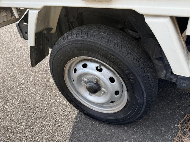 サンバートラック TB 4WD/エアコン/パワステ/5速ミッション/走行35008K台(15枚目)