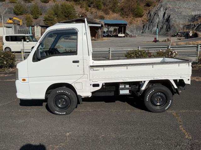 サンバートラック ＴＣ　４ＷＤ／エアコン／パワステ／５速ミッション／タイミングベルト交換済み／車検令和９年５月（9枚目）