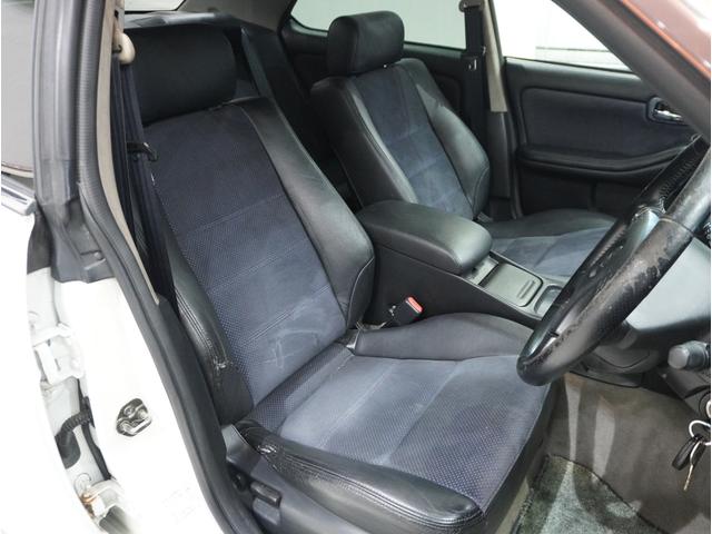 ローレル 25クラブSターボタイプX フルエアロ ディスプレイオーディオ バックカメラ 前置インタークーラー タイベル交換済 全塗装済(8枚目)