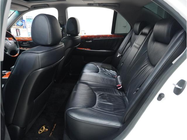 セルシオ C仕様 黒革シート サンルーフ ナビ 新品20インチホイール 前後ドラレコ レーダー探知機 シートヒーター エアサスコントローラー バックカメラ ETC 電動シート クルーズコントロール 全塗装済(33枚目)