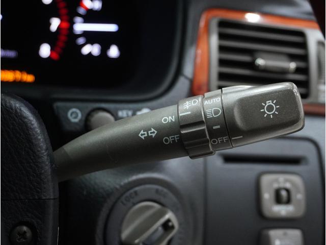 セルシオ C仕様 黒革シート サンルーフ ナビ 新品20インチホイール 前後ドラレコ レーダー探知機 シートヒーター エアサスコントローラー バックカメラ ETC 電動シート クルーズコントロール 全塗装済(51枚目)