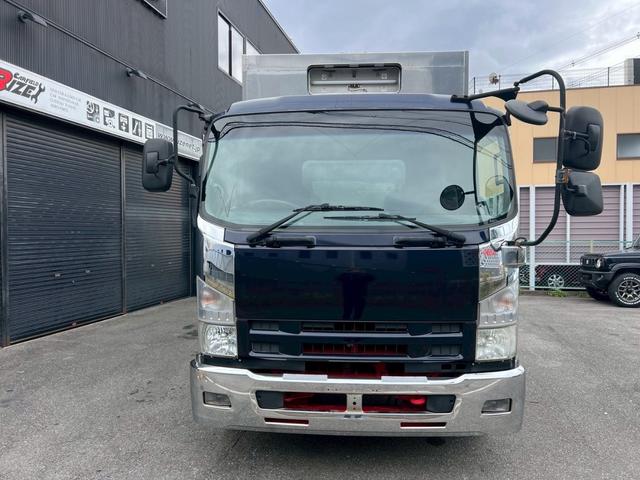 フォワード ベースグレード　冷凍冷蔵ウイング　造りボディ　ダブルアーチ　９５アオリ　１９．５アルミホイール　内寸　長さ６４００　幅２１８０　高さ２１５０（3枚目）