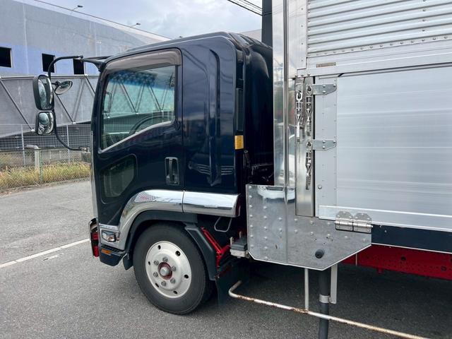 フォワード ベースグレード　冷凍冷蔵ウイング　造りボディ　ダブルアーチ　９５アオリ　１９．５アルミホイール　内寸　長さ６４００　幅２１８０　高さ２１５０（8枚目）