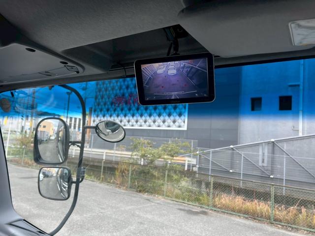 フォワード ベースグレード　冷凍冷蔵ウイング　造りボディ　ダブルアーチ　９５アオリ　１９．５アルミホイール　内寸　長さ６４００　幅２１８０　高さ２１５０（23枚目）