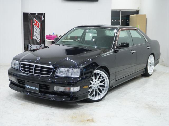 グロリア グランツーリスモ　エクストラエディション　ブロアムフェイス　サンルーフ　ローダウン　フルエアロ　マフラー　マルチ無し　社外オーディオ　バックカメラ　ＥＴＣ　新品２０インチアルミホイール　全塗装（16枚目）