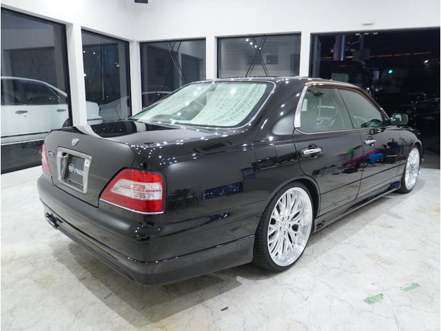 グロリア グランツーリスモ　エクストラエディション　ブロアムフェイス　サンルーフ　ローダウン　フルエアロ　マフラー　マルチ無し　社外オーディオ　バックカメラ　ＥＴＣ　新品２０インチアルミホイール　全塗装（22枚目）