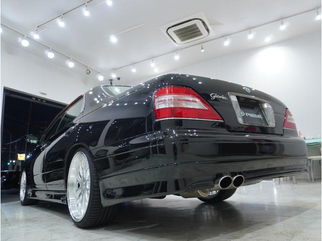 グロリア グランツーリスモ　エクストラエディション　ブロアムフェイス　サンルーフ　ローダウン　フルエアロ　マフラー　マルチ無し　社外オーディオ　バックカメラ　ＥＴＣ　新品２０インチアルミホイール　全塗装（24枚目）