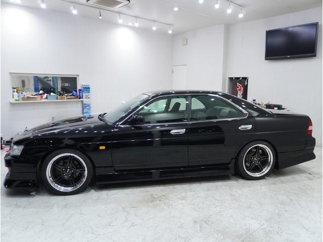 ローレル RB26ターボ 5速公認 フルタービン ウエストゲート ラジエーター オイルクーラー LSD 4ポットブレーキ 追加メーター バケットシート 全塗装(4枚目)