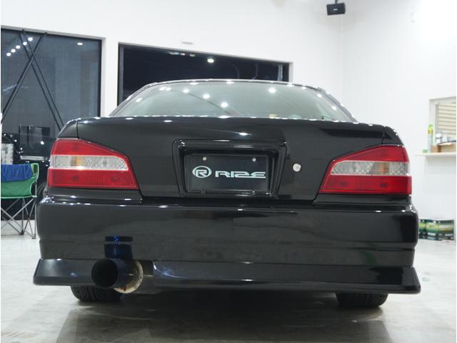 ローレル RB26ターボ 5速公認 フルタービン ウエストゲート ラジエーター オイルクーラー LSD 4ポットブレーキ 追加メーター バケットシート 全塗装(5枚目)