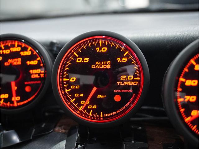 ローレル RB26ターボ 5速公認 フルタービン ウエストゲート ラジエーター オイルクーラー LSD 4ポットブレーキ 追加メーター バケットシート 全塗装(38枚目)