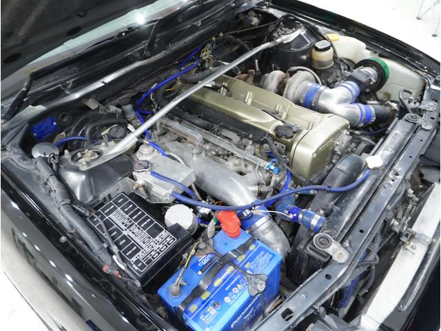 ローレル RB26ターボ 5速公認 フルタービン ウエストゲート ラジエーター オイルクーラー LSD 4ポットブレーキ 追加メーター バケットシート 全塗装(42枚目)