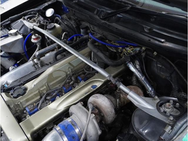 ローレル RB26ターボ 5速公認 フルタービン ウエストゲート ラジエーター オイルクーラー LSD 4ポットブレーキ 追加メーター バケットシート 全塗装(44枚目)