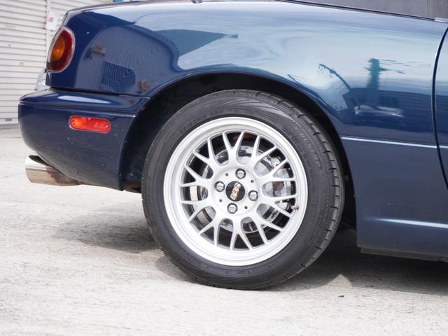 ユーノスロードスター RSリミテッド 1オーナー オーリンズ車高調 BBS15AW フジツボマフラー Cリップ ナルディステアリング(19枚目)