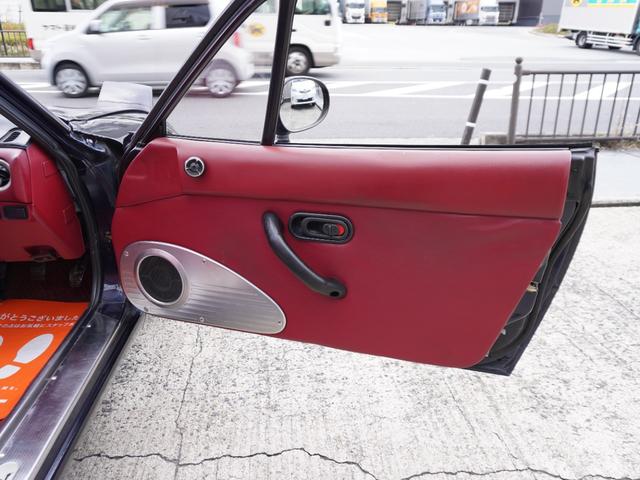 ユーノスロードスター Rリミテッド BLITZ車高調 ガラス幌 社外マフラー タワーバー 14AW(33枚目)