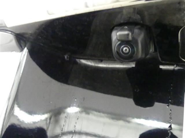 ノア Ｓｉ　ダブルバイビー　フルセグ　メモリーナビ　ＤＶＤ再生　後席モニター　バックカメラ　衝突被害軽減システム　ＥＴＣ　両側電動スライド　ＬＥＤヘッドランプ　ウオークスルー　乗車定員７人　３列シート　フルエアロトヨタ認定中古車（8枚目）