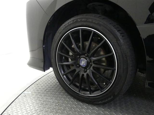 ノア Ｓｉ　ダブルバイビー　フルセグ　メモリーナビ　ＤＶＤ再生　後席モニター　バックカメラ　衝突被害軽減システム　ＥＴＣ　両側電動スライド　ＬＥＤヘッドランプ　ウオークスルー　乗車定員７人　３列シート　フルエアロトヨタ認定中古車（17枚目）