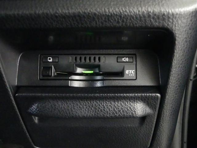 ノア Ｓｉ　ダブルバイビー　フルセグ　メモリーナビ　ＤＶＤ再生　後席モニター　バックカメラ　衝突被害軽減システム　ＥＴＣ　両側電動スライド　ＬＥＤヘッドランプ　ウオークスルー　乗車定員７人　３列シート　フルエアロトヨタ認定中古車（29枚目）