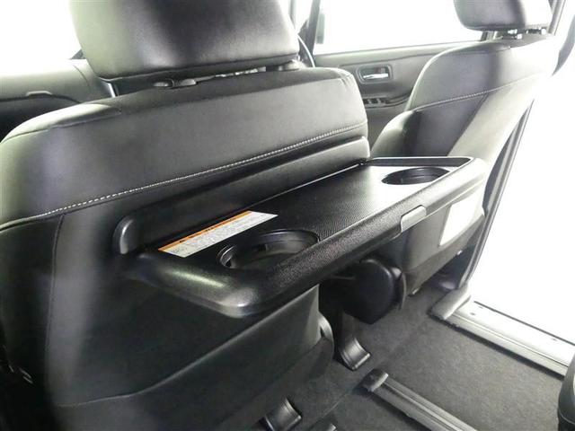 ノア Ｓｉ　ダブルバイビー　フルセグ　メモリーナビ　ＤＶＤ再生　後席モニター　バックカメラ　衝突被害軽減システム　ＥＴＣ　両側電動スライド　ＬＥＤヘッドランプ　ウオークスルー　乗車定員７人　３列シート　フルエアロトヨタ認定中古車（32枚目）