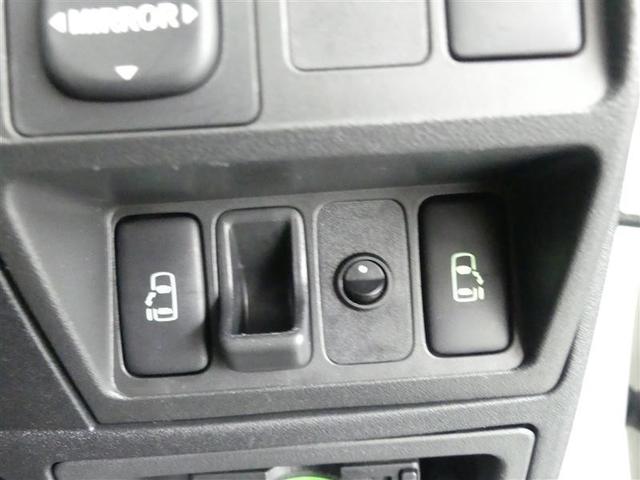 シエンタ ＤＩＣＥリミテッド　フルセグ　メモリーナビ　ＤＶＤ再生　バックカメラ　ＥＴＣ　両側電動スライド　ＨＩＤヘッドライト　乗車定員７人　３列シート（8枚目）