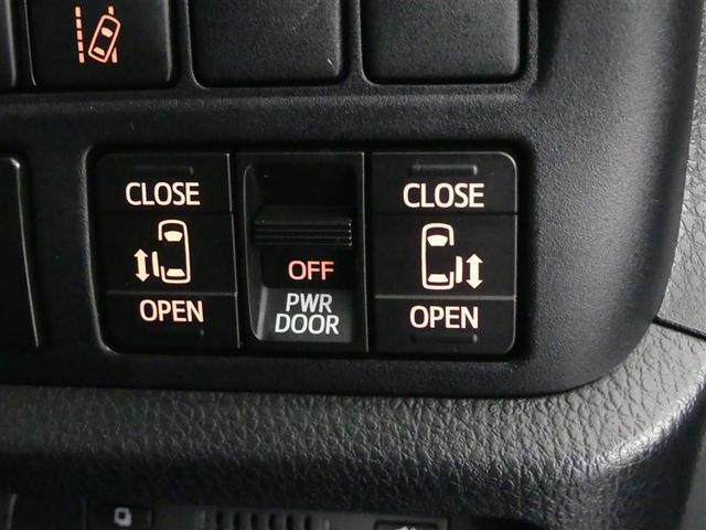 ヴォクシー ZS 煌III フルセグ メモリーナビ DVD再生 バックカメラ 衝突被害軽減システム ETC 両側電動スライド LEDヘッドランプ ウオークスルー 乗車定員7人 3列シート ワンオーナー フルエアロ(11枚目)