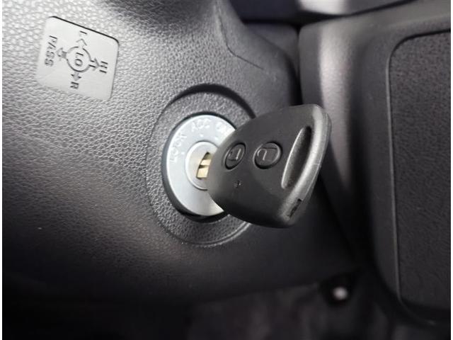 キーを差し込んで回せばエンジンがかかります！