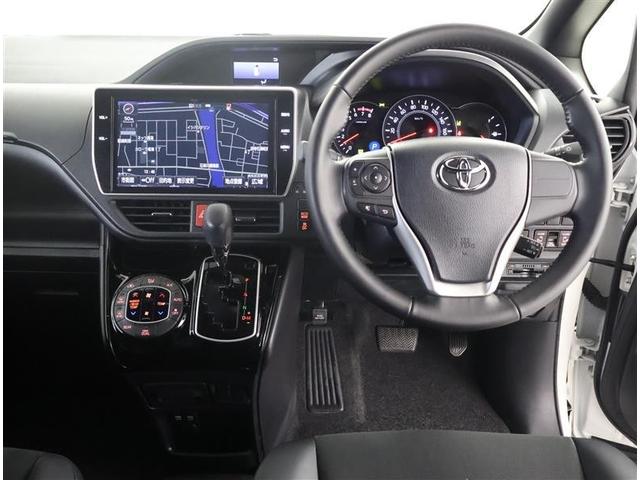 ノア Si ダブルバイビー フルセグ メモリーナビ DVD再生 バックカメラ 衝突被害軽減システム ETC ドラレコ 両側電動スライド LEDヘッドランプ ウオークスルー 乗車定員7人 3列シート ワンオーナー フルエアロ(4枚目)