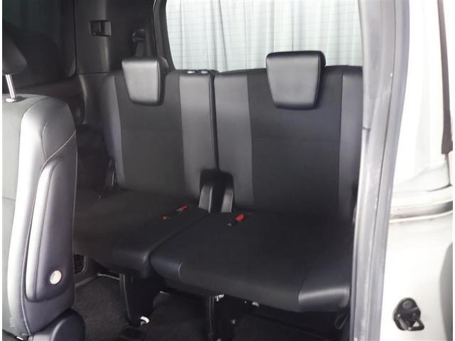 ノア Si ダブルバイビー フルセグ メモリーナビ DVD再生 バックカメラ 衝突被害軽減システム ETC ドラレコ 両側電動スライド LEDヘッドランプ ウオークスルー 乗車定員7人 3列シート ワンオーナー フルエアロ(14枚目)