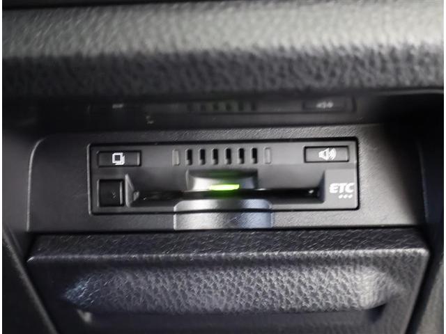 ノア Si ダブルバイビー フルセグ メモリーナビ DVD再生 バックカメラ 衝突被害軽減システム ETC ドラレコ 両側電動スライド LEDヘッドランプ ウオークスルー 乗車定員7人 3列シート ワンオーナー フルエアロ(29枚目)