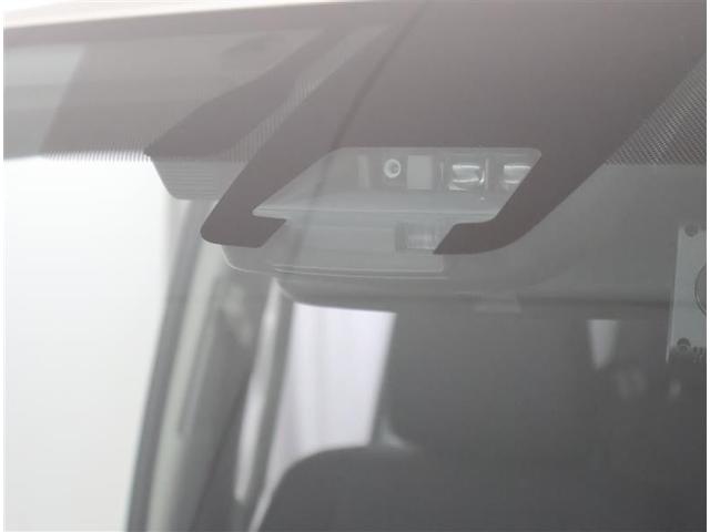 ノア ハイブリッドＧ　フルセグ　メモリーナビ　ＤＶＤ再生　後席モニター　バックカメラ　衝突被害軽減システム　ＥＴＣ　ドラレコ　両側電動スライド　ＬＥＤヘッドランプ　乗車定員７人　３列シート　ワンオーナー　サポカー（9枚目）