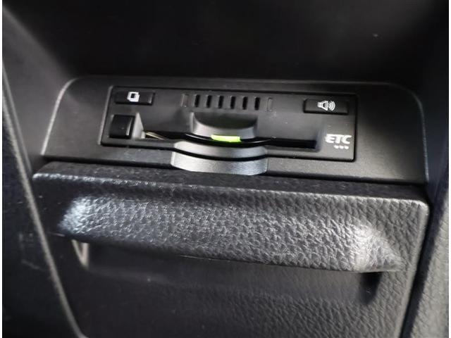 ノア ハイブリッドＧ　フルセグ　メモリーナビ　ＤＶＤ再生　後席モニター　バックカメラ　衝突被害軽減システム　ＥＴＣ　ドラレコ　両側電動スライド　ＬＥＤヘッドランプ　乗車定員７人　３列シート　ワンオーナー　サポカー（29枚目）