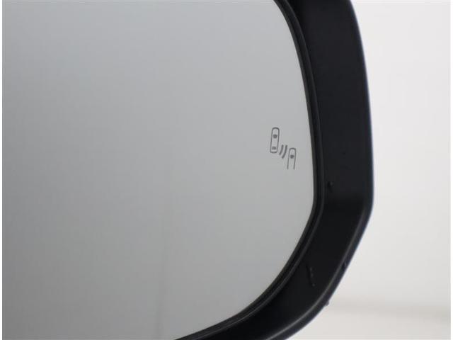 カローラクロス ハイブリッド　Ｚ　サンルーフ　フルセグ　メモリーナビ　バックカメラ　衝突被害軽減システム　ＥＴＣ　ＬＥＤヘッドランプ　ワンオーナー　トヨタ認定中古車　サポカー（32枚目）