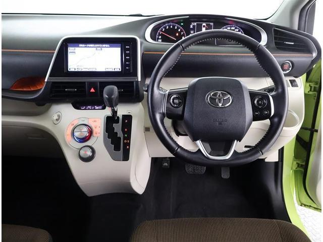 シエンタ Ｇ　フルセグ　メモリーナビ　ＤＶＤ再生　バックカメラ　ＥＴＣ　両側電動スライド　乗車定員７人　３列シート　ワンオーナー　アイドリングストップ（4枚目）