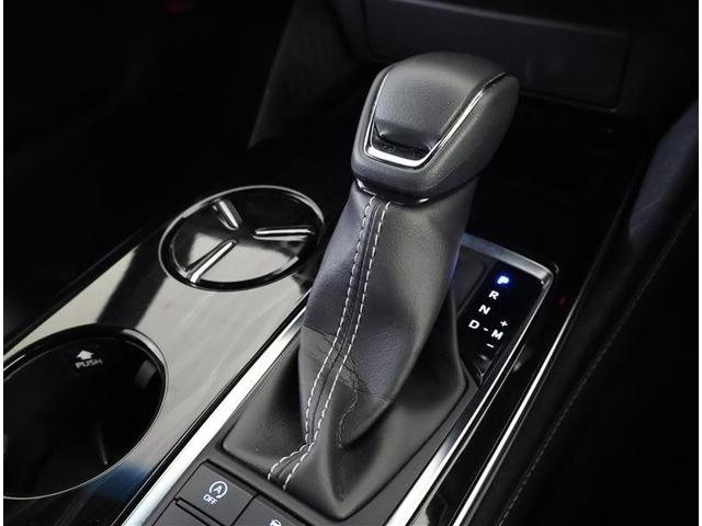 �e���݂₷���V�t�g�ł��B�@�⓹��M���̑������{�ł͑��삪�ȒP�ł����ł��B�@�V�t�g�`�F���W���₷�����ɔz�u����Ă���̂ő��삵�Ղ��ł���B