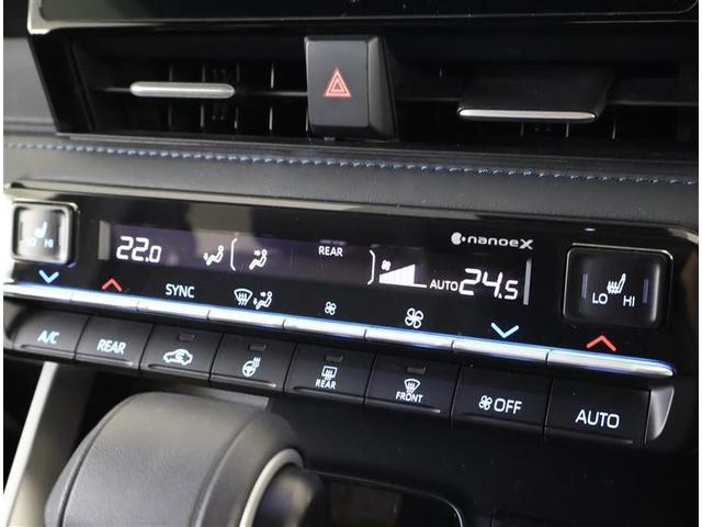 ���ʂ��̂悢��������Ƃ������E�ŁA�N�ł��^�]���₷���ł��B�^�]�̂��₷���͔��ɂ����ɂ��q����܂����