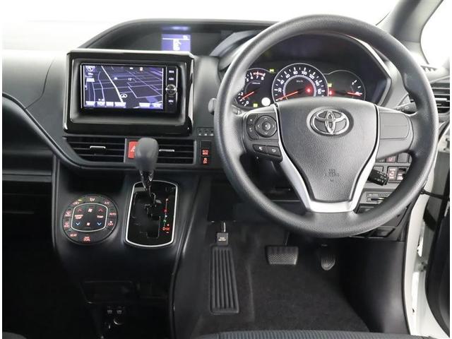 ���ꊴ�̂���������ꂽ�f�U�C���̃C���p�l�B����p�l�����h���C�o�[�𒆐S�Ƃ����z�u�ł��B