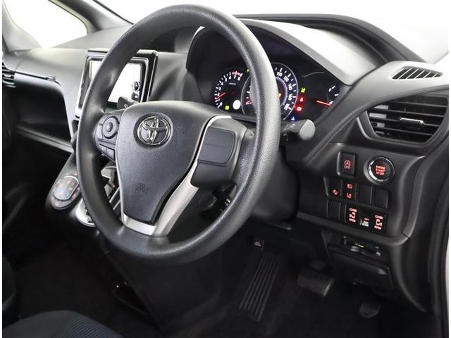 ���ʂ��̂悢��������Ƃ������E�ŁA�N�ł��^�]���₷���ł��B�^�]�̂��₷���͔��ɂ����ɂ��q����܂����