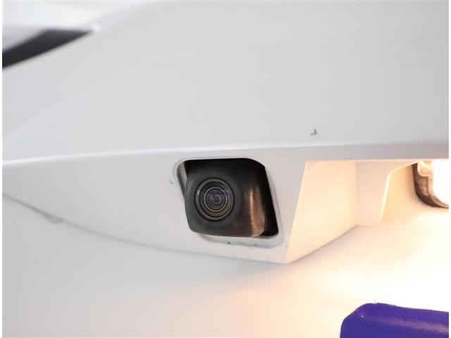 シエンタ ハイブリッドＧ　フルセグ　メモリーナビ　ＤＶＤ再生　バックカメラ　衝突被害軽減システム　ＥＴＣ　両側電動スライド　乗車定員７人　３列シート　ワンオーナー（8枚目）